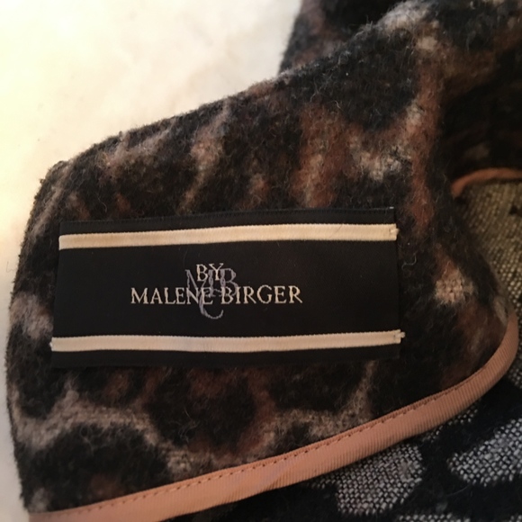 By Malene Birger Luzzy Leopard Top Sweater - Picture 8 of 8